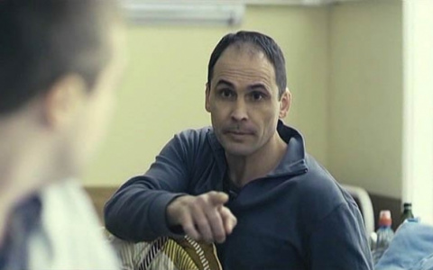 Актер из «Интернов» поселился в Мордовии и учит школьников сценическому искусству