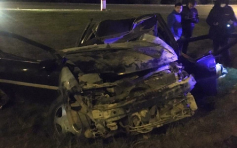 Появились фото с места смертельного ДТП в Саранске, где погибли двое человек