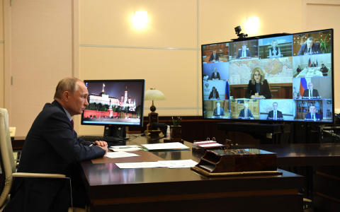 Владимир Путин сделал предупреждение губернаторам в связи с пандемией