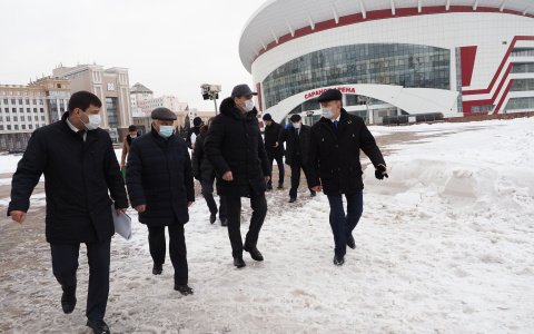 Артем Здунов посетил долгострой в центре Саранска