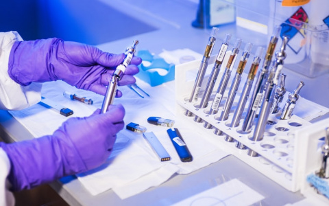 Эксперт рассказал о главной опасности нового штамма коронавируса