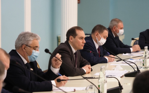 Артем Здунов: «Если брать среднеотраслевые показатели – то мы видим, что зарплаты в Мордовии намного ниже»