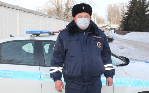 В Саранске инспектор ДПС спас пострадавшего ребенка