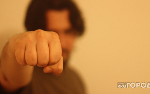 Житель Мордовии избил беременную жену, но избежал наказания
