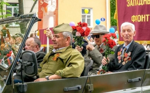 Владельцев «УАЗов» и «ГАЗов» власти Саранска приглашают поучаствовать в Параде Победы