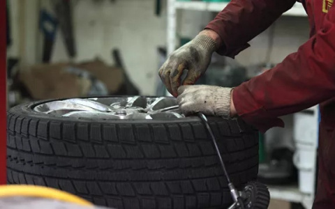 Эксперт рассказал о самых частых способах обмана, которыми промышляют сотрудники шиномонтажа