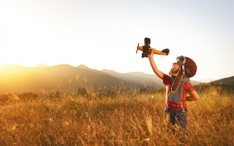 ПИФ на вырост: клиенты РСХБ все чаще дарят детям не игрушки, а финансовые инструменты