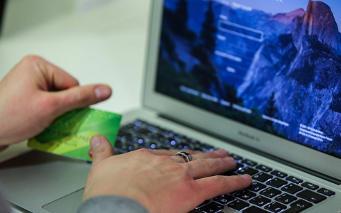 Гадалка «баба Нина» похитила 30 тысяч со счета жительницы Саранска