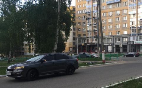 Автоледи на иномарке сбила 12-летнего велосипедиста на Победе в Саранске