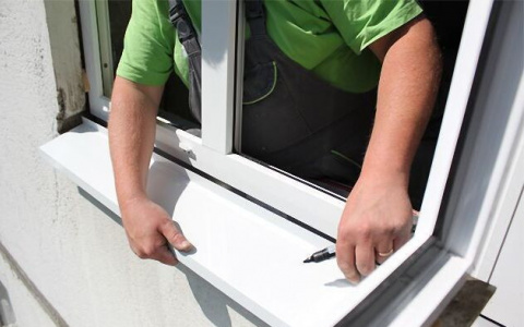 В Саранске компанию по установке окон подозревают в афере на 500 тысяч рублей