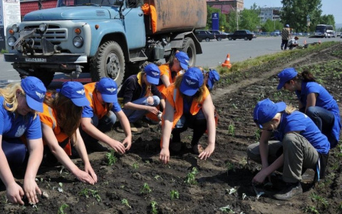 Школьникам Мордовии обеспечат более 3 тысяч временных рабочих мест