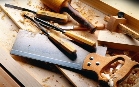 В Саранске столяр обокрал начальника, чтобы продать инструменты и купить водки