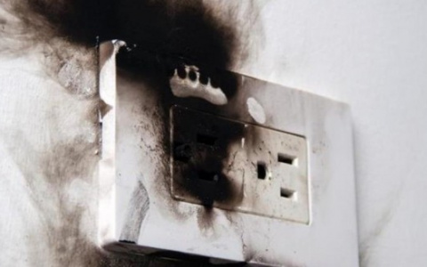 Загоревшийся в Николаевке трансформатор оставил без техники жильцов 5 частных домов