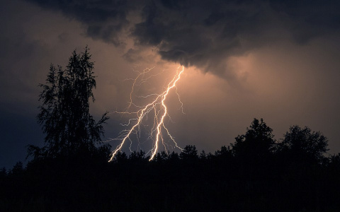 В Саранске на 26 июня объявили штормовое предупреждение