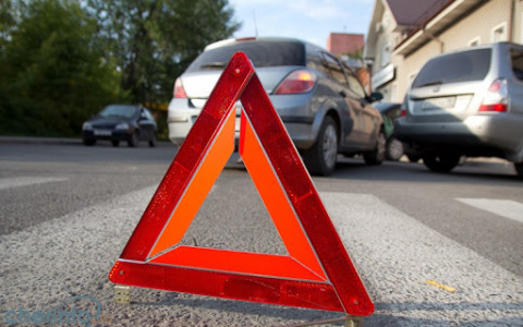 Девушка на Audi A6 сбила в Саранске молодого парня, оштрафовали водителя и пешехода