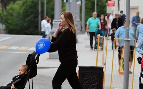 Владимир Путин подписал указ о назначении 10 тысяч на ребенка. Кто получит новые выплаты