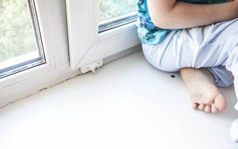 В Мордовии участились случаи выпадения малышей до 5 лет из окон