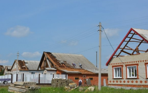 Власти Мордовии выделили более 5 миллионов рублей для пострадавших от урагана жителей