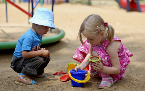 В Саранске прокуратура нашла нарушения требований закона на 11 детских игровых площадках
