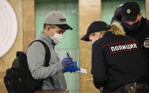 В Рузаевке усилен контроль за соблюдением масочного режима, организованы рейды полиции