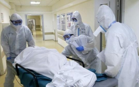 В Мордовии за сутки от последствий COVID-19 умерли двое мужчин 1966 и 1936 годов рождения