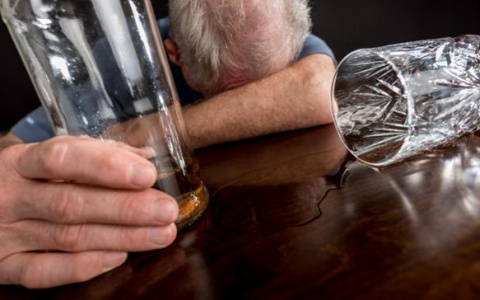 Двое жителей Саранска обворовали подругу и отметили это на месте преступления