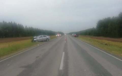 В Мордовии "Hyundai" врезался в "УАЗ": есть пострадавший