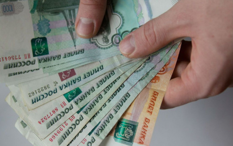 44-летний житель Саранска отдал мошенникам 615 тыс. рублей, думая, что спасает свои деньги