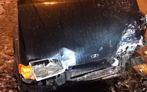 В Мордовии на ночной трассе столкнулись два автомобиля