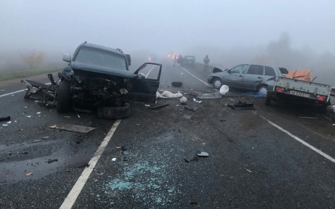 В Мордовии «Лада» протаранила внедорожник, ранее попавший в ДТП: есть пострадавший