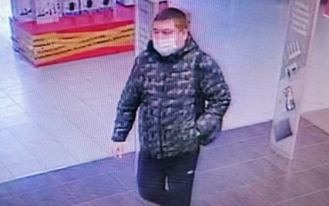 Полиция ищет похитителя радара-регистратора из магазина в Саранске