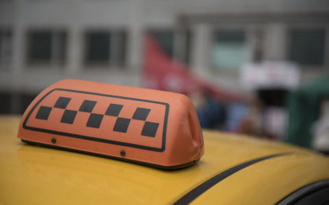 В Мордовии пьяный пассажир угрожал убить таксиста за требование об оплате поездки