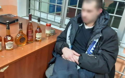 Житель Краснослободского района пытался украсть 5 бутылок спиртного
