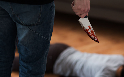 Адвокат в Саранске просил оправдать мужчину, который ударил своего друга ножом 18 раз