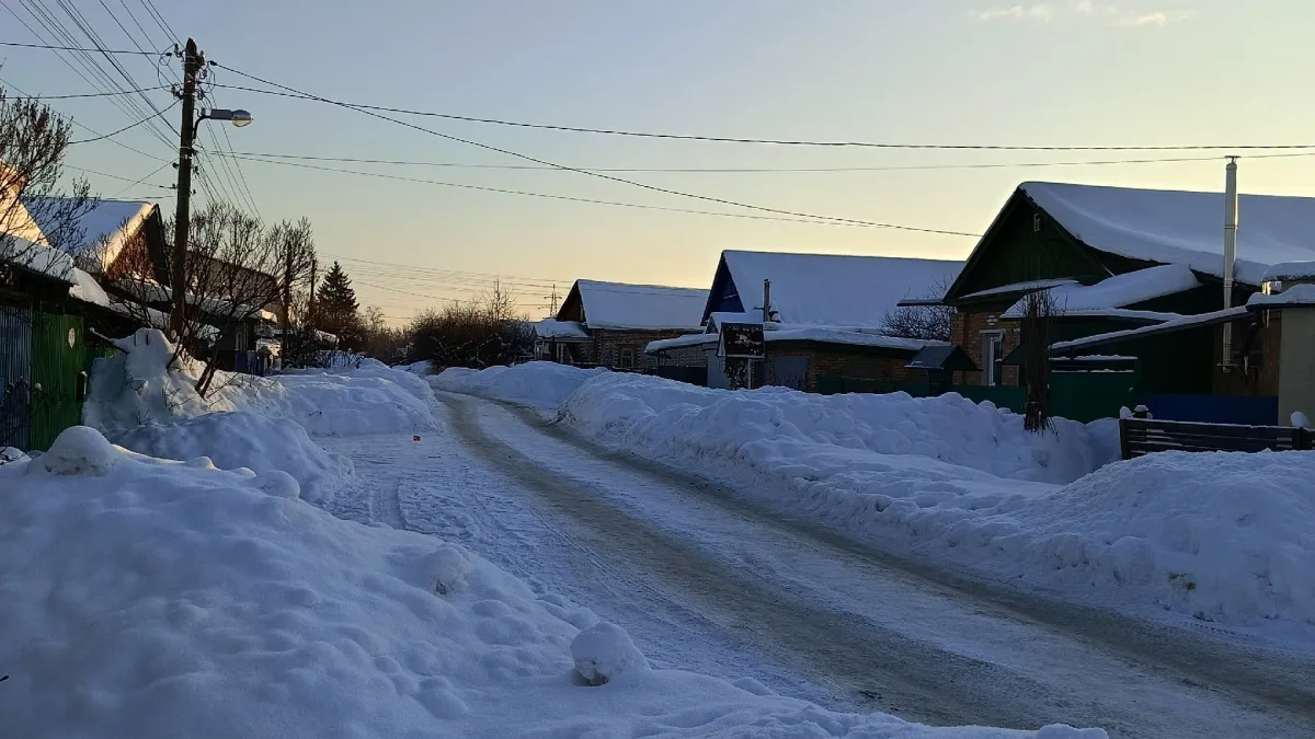 Жители Мордовии просят убрать снег и сделать дороги безопасными для детей
