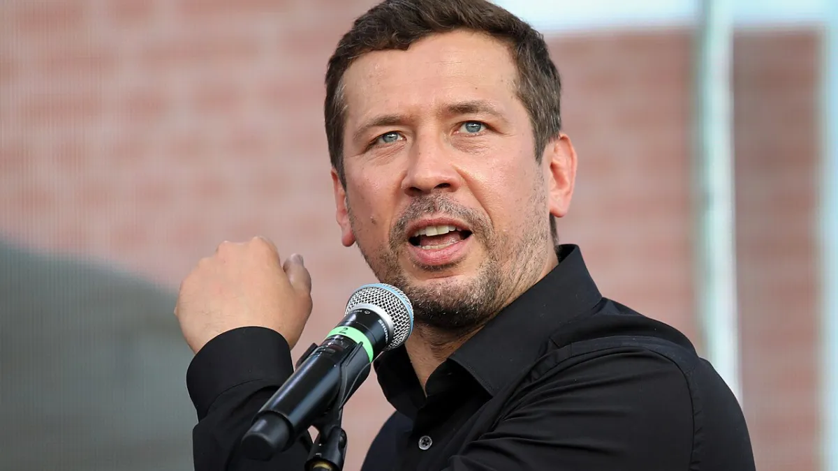 Андрей Мерзликин расскажет школьникам Саранска о силе слова