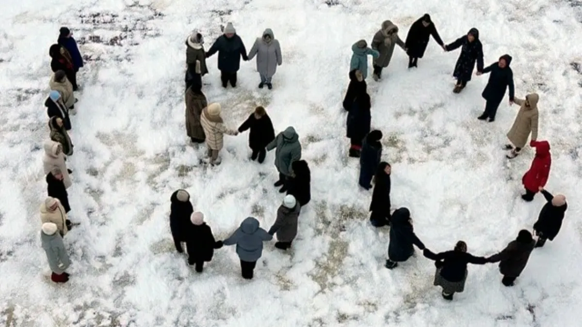 Сотрудники музея имени С.Д.Эрьзи организовали флэшмоб в честь 150-летия скульптора
