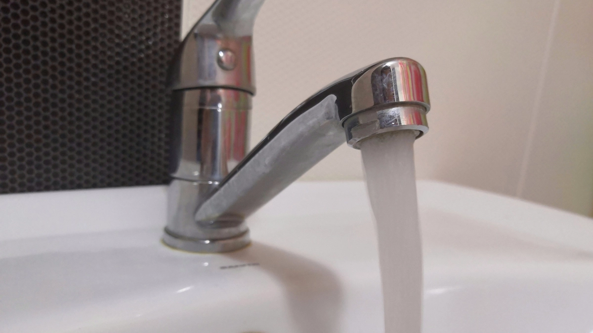 Окна не открыть: жители Саранска пожаловались на сильный запах в нескольких районах