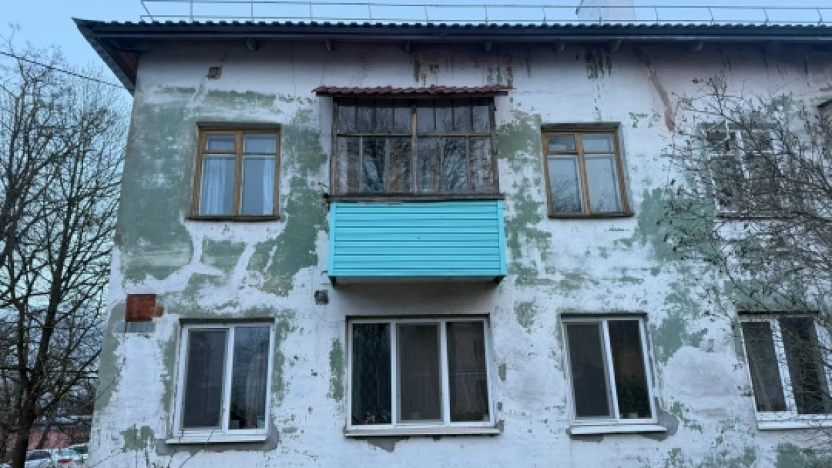 «Нечистоты текут с балкона»: уроженца Саранска разыскивают через соцсети из-за кошмара в подъезде