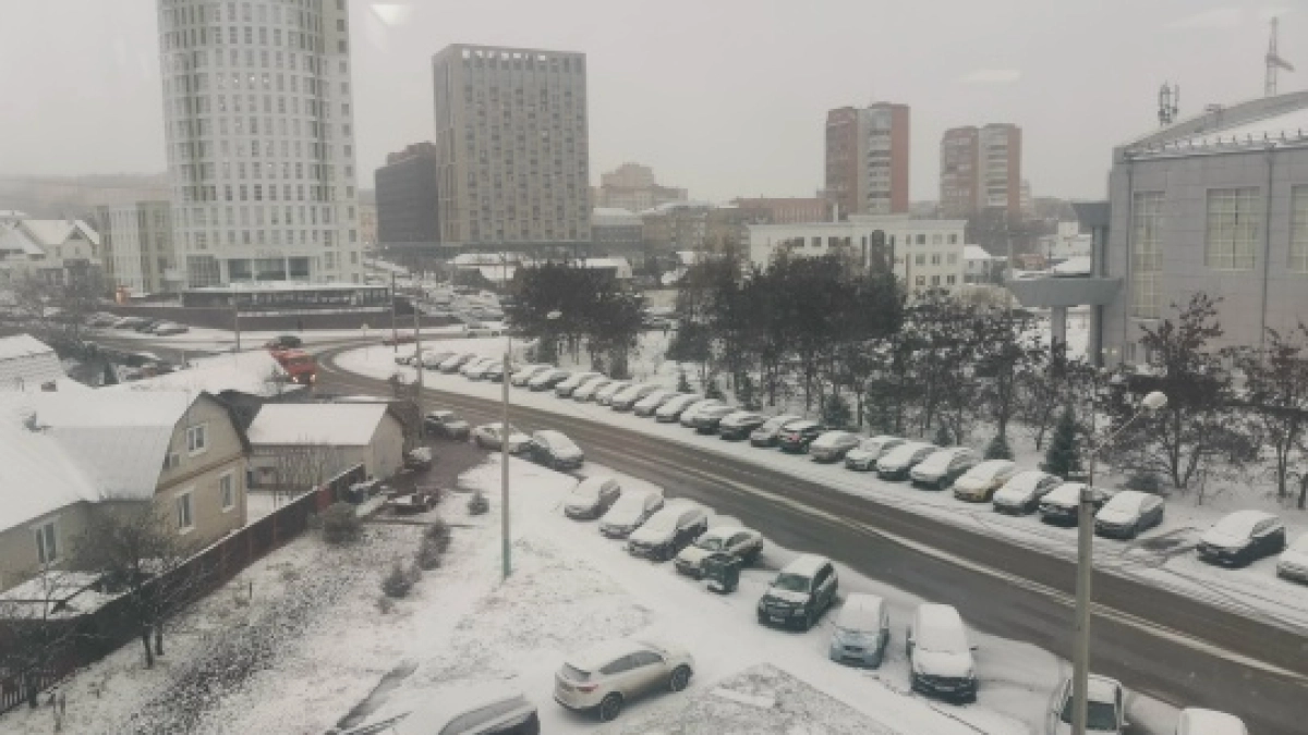 Утонули во льдах: жители Саранска пожаловались на опасную дорогу на Косарева