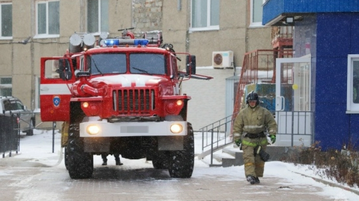 Пожар на Коваленко в Саранске мог начаться после семейного конфликта