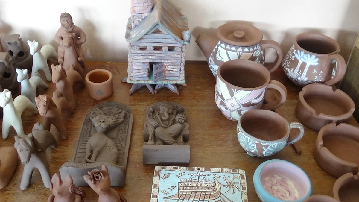 Искусство за решёткой: художник Виктор Дырин провёл мастер‑класс для осуждённых женщин в колонии Мордовии