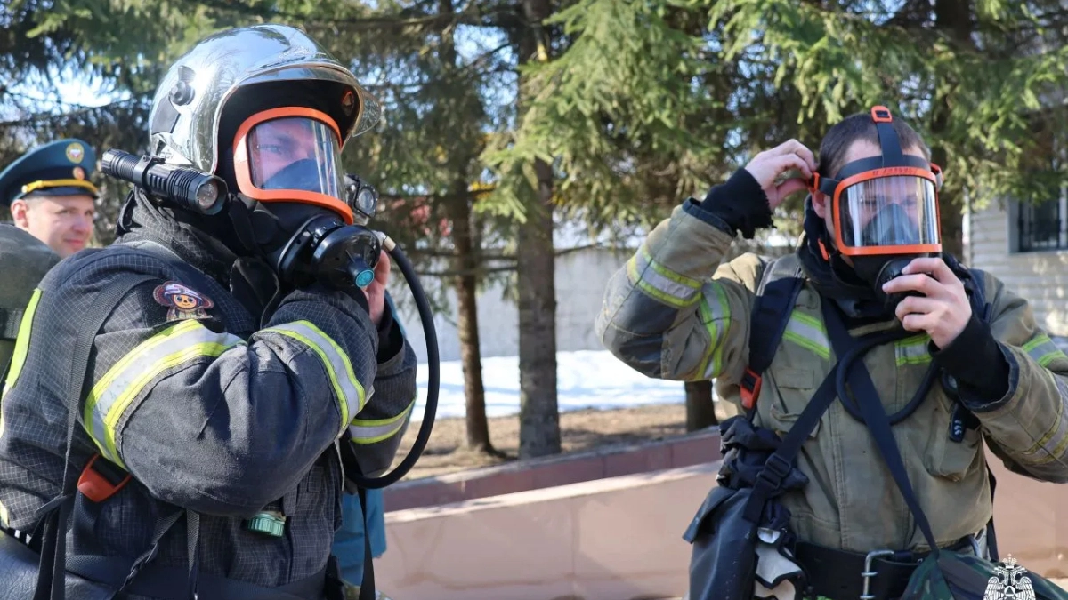 Учения МЧС: в Мордовии спасатели потушили условный пожар