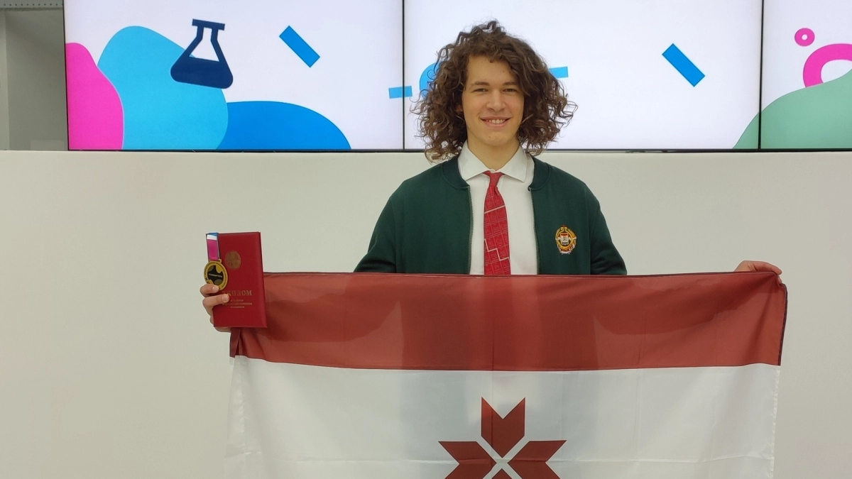 Лицеист из Мордовии Макар Чабыкин завоевал золото Всероссийской олимпиады по химии
