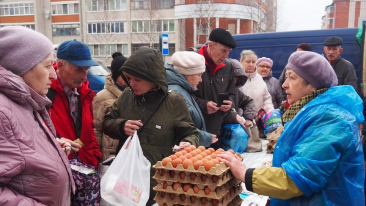 В Рузаевке состоялась предпасхальная продовольственная ярмарка