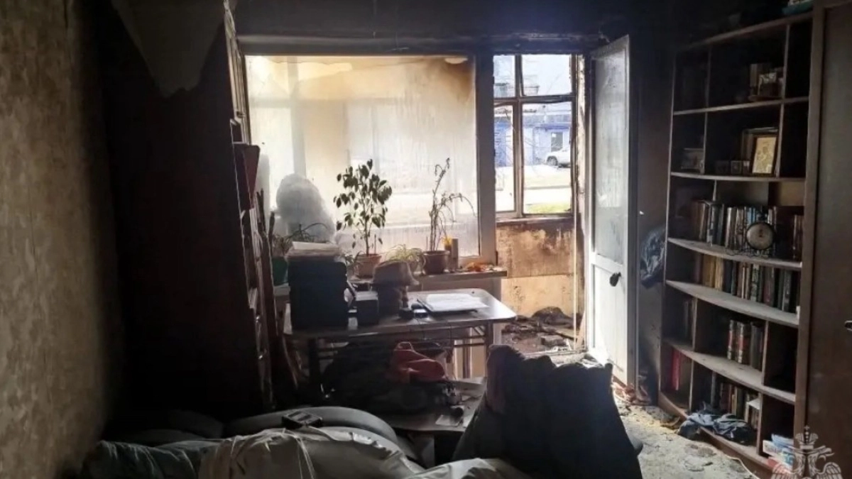 В Саранске местные жители помогли потушить пожар в квартире на ул. Попова