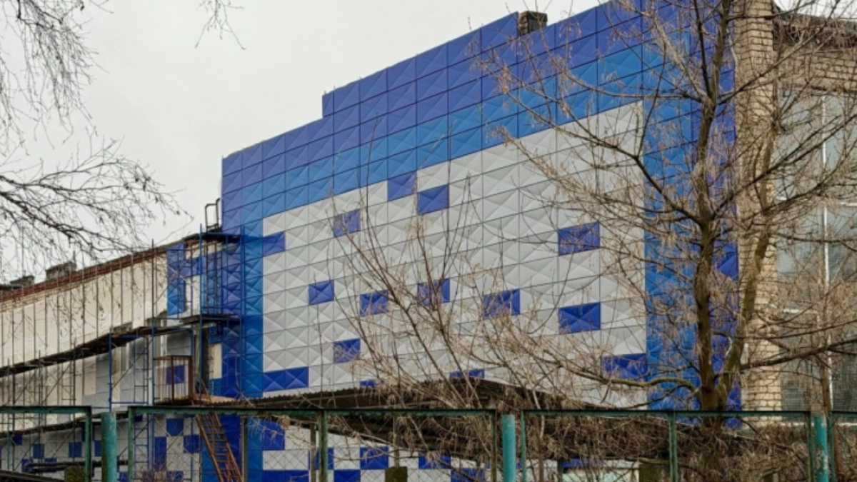 В Рузаевском районе продолжается капремонт Детско-юношеской спортивной школы