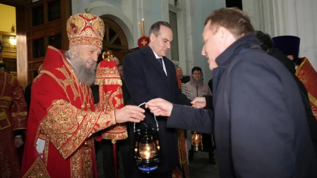 Глава Мордовии посетил пасхальное богослужение в кафедральном соборе святого Феодора Ушакова