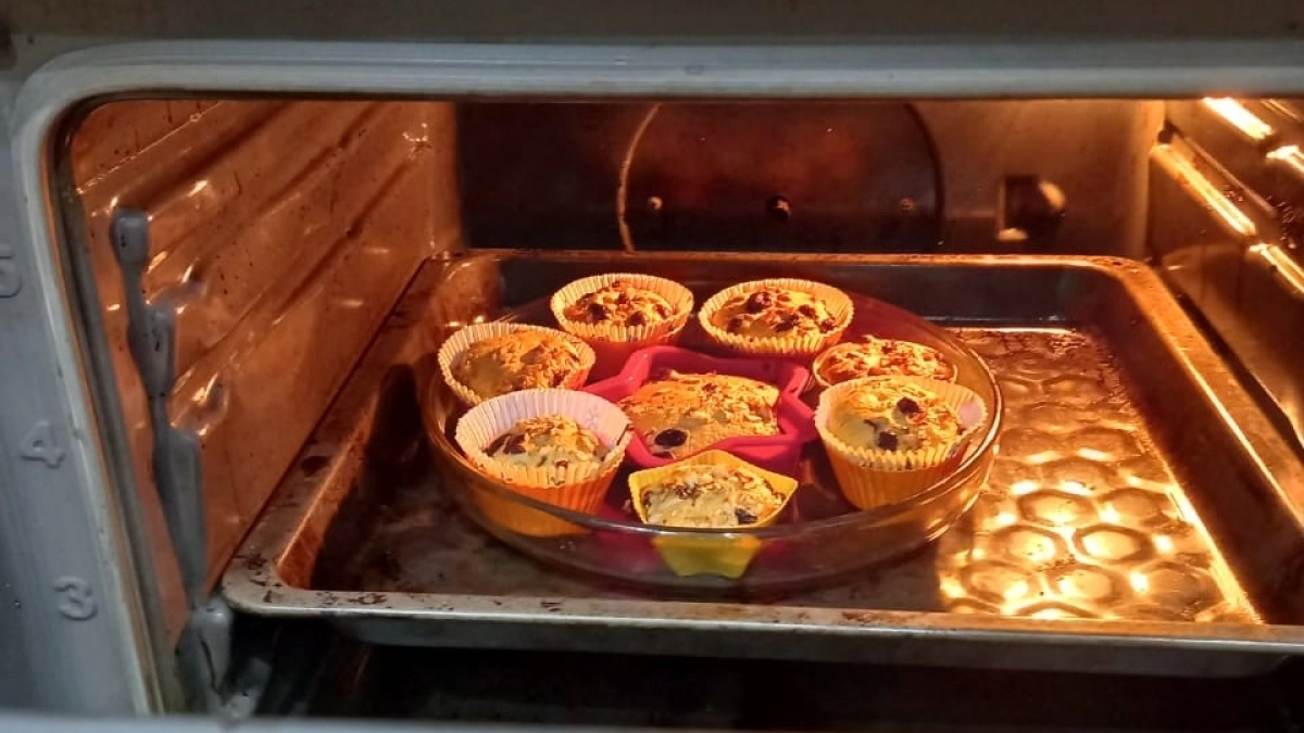 3 ложки на стакан воды — и духовка краше новой: от липкого жира и векового нагара нет и следа — сияет как на праздник 