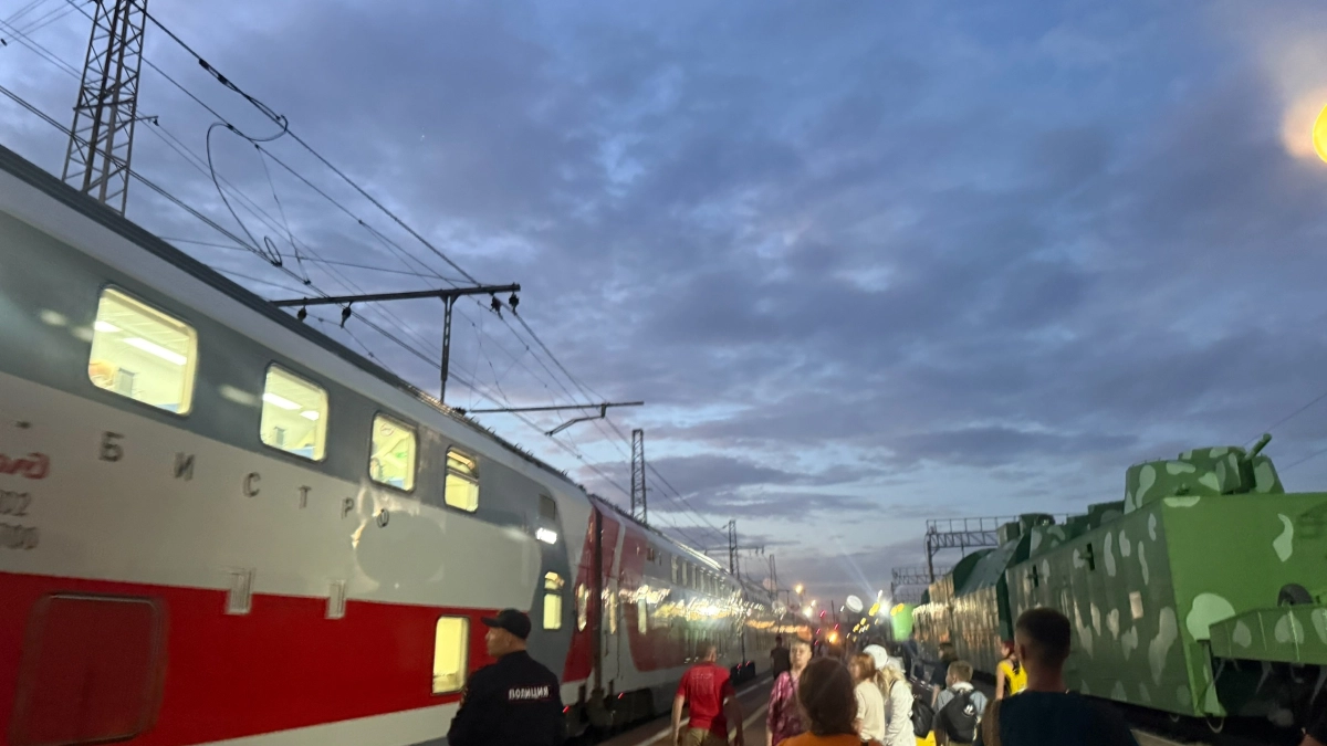 Теперь в поездах это под запретом: как будут путешествовать пассажиры РЖД в сезон отпусков 2026 